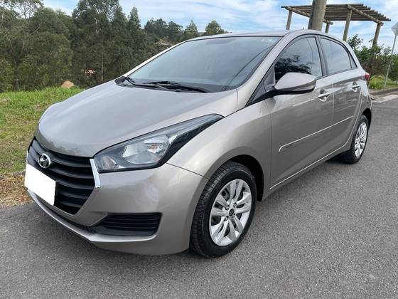 HYUNDAI HB20 1.6 COMFORT PLUS 16V FLEX 4P MANUAL